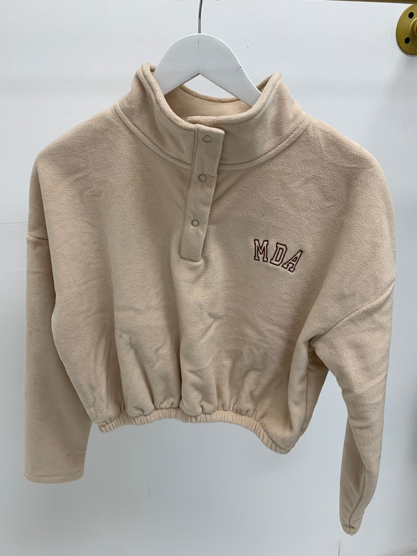 MDA crop half fleece