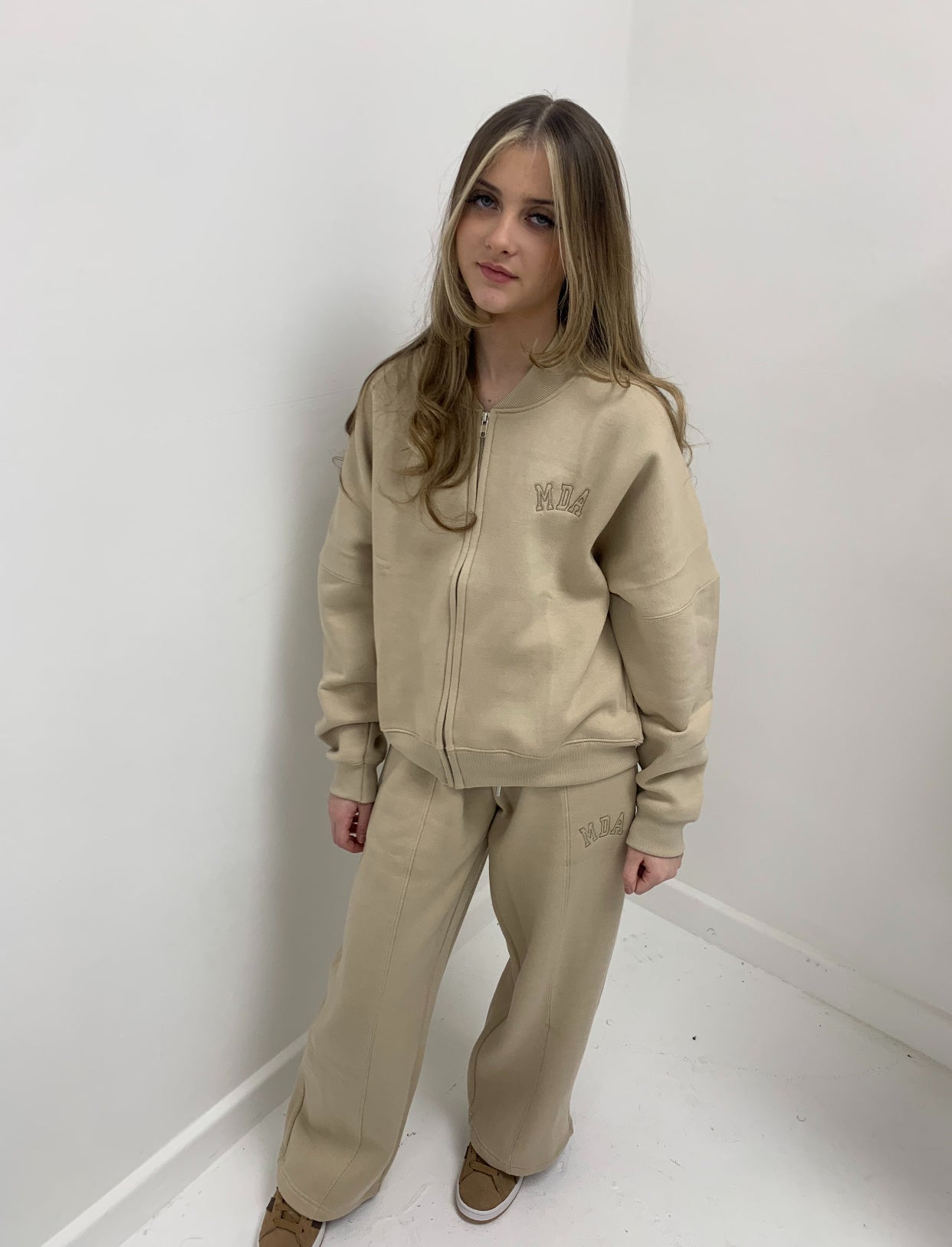 MDA tracksuit natural